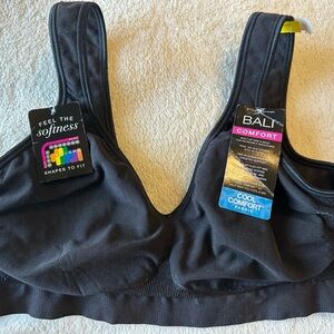 NWT Bali Women's Black Cool Comfort Bra - Medium